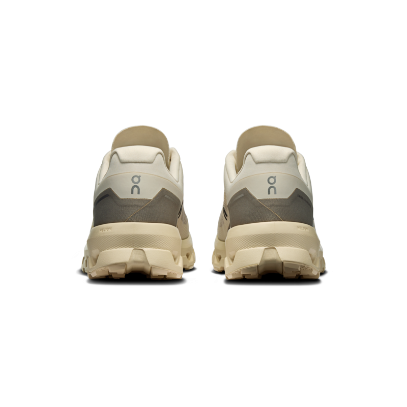 On cloudvista 2 cream/desert