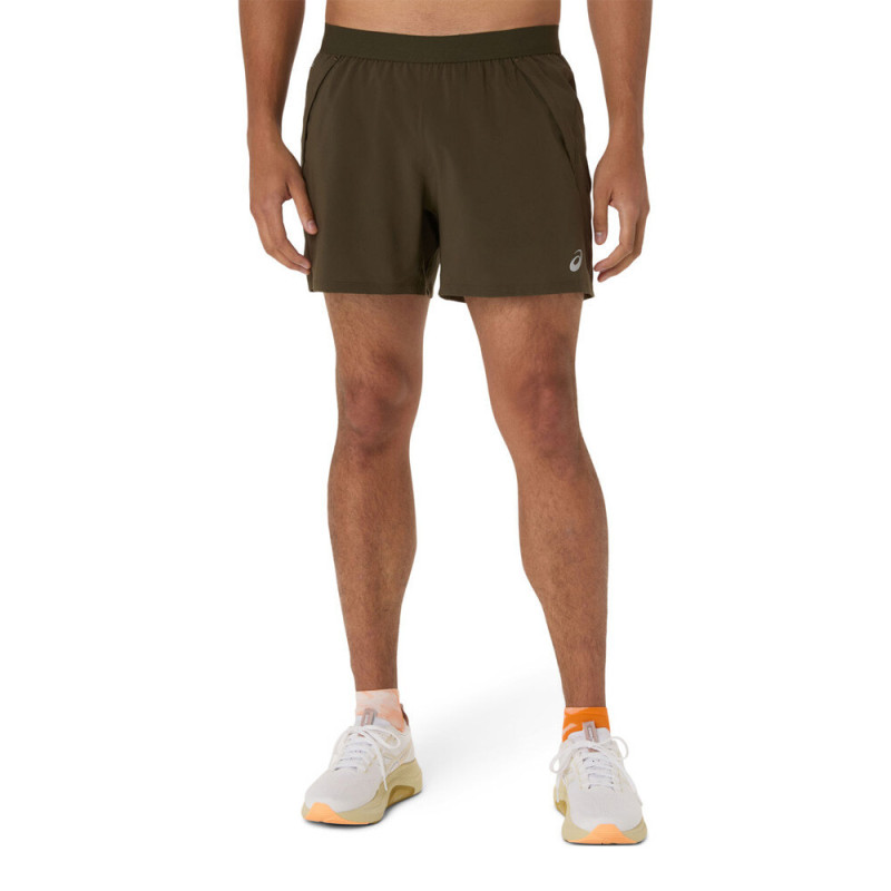 Asics core 5in short brown stone