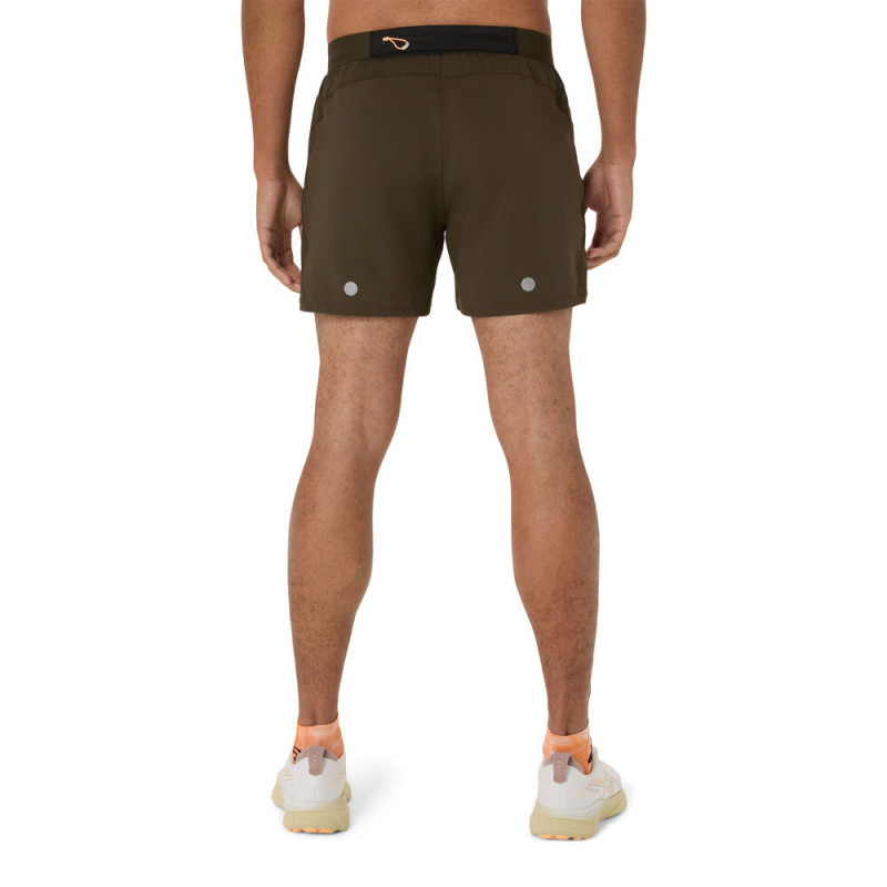 Asics core 5in short brown stone