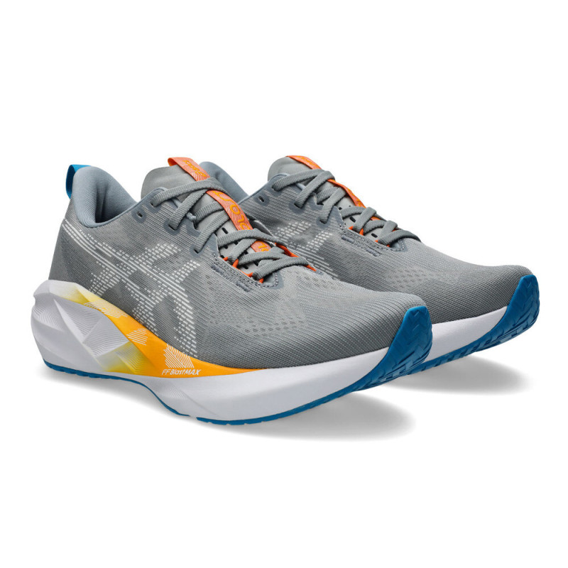 Asics Novablast 5 Gravel/white