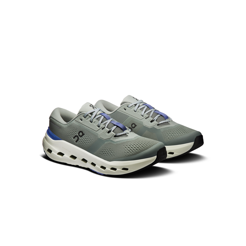 On cloudrunner 3 Tin/iceberg
