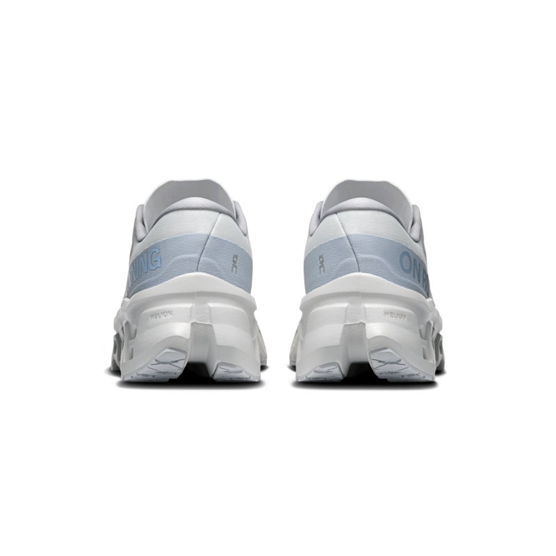 On cloudmonster 3 White/frost
