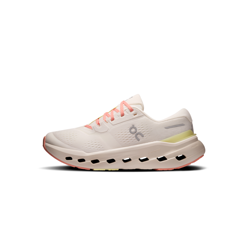On cloudrunner 3 Ivory/dew