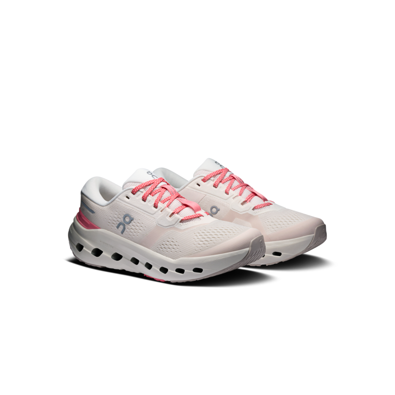 On cloudrunner 3 Oyster/Camellia