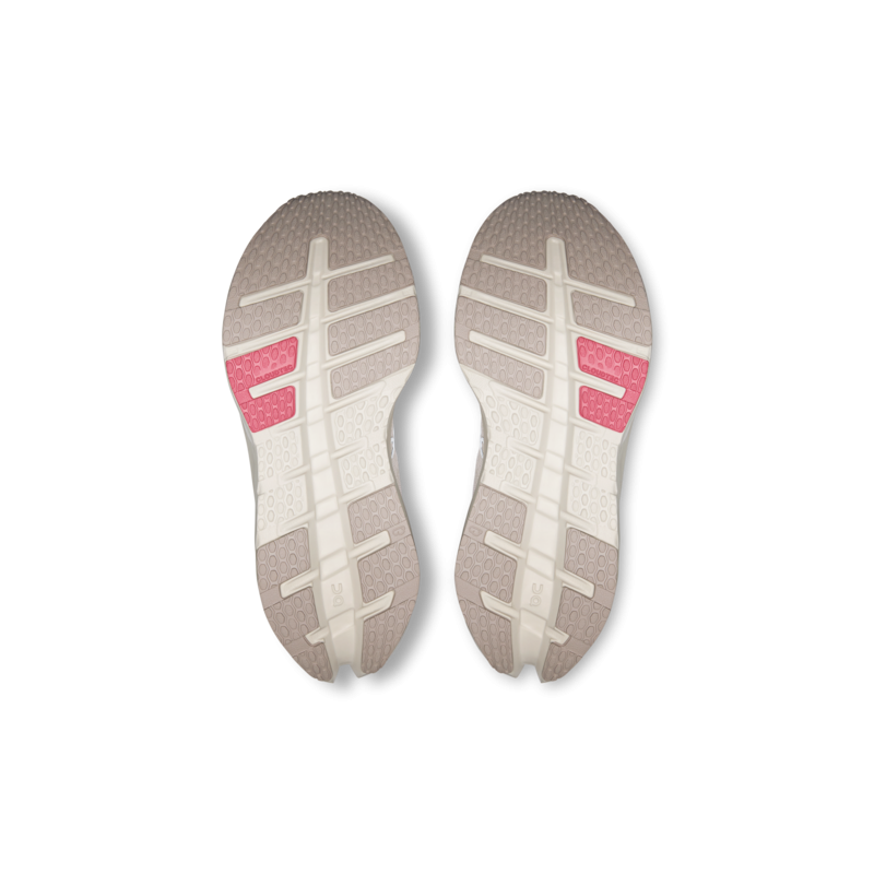 On cloudrunner 3 Oyster/Camellia
