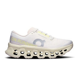 On cloudmonster 3 Ivory/seedling
