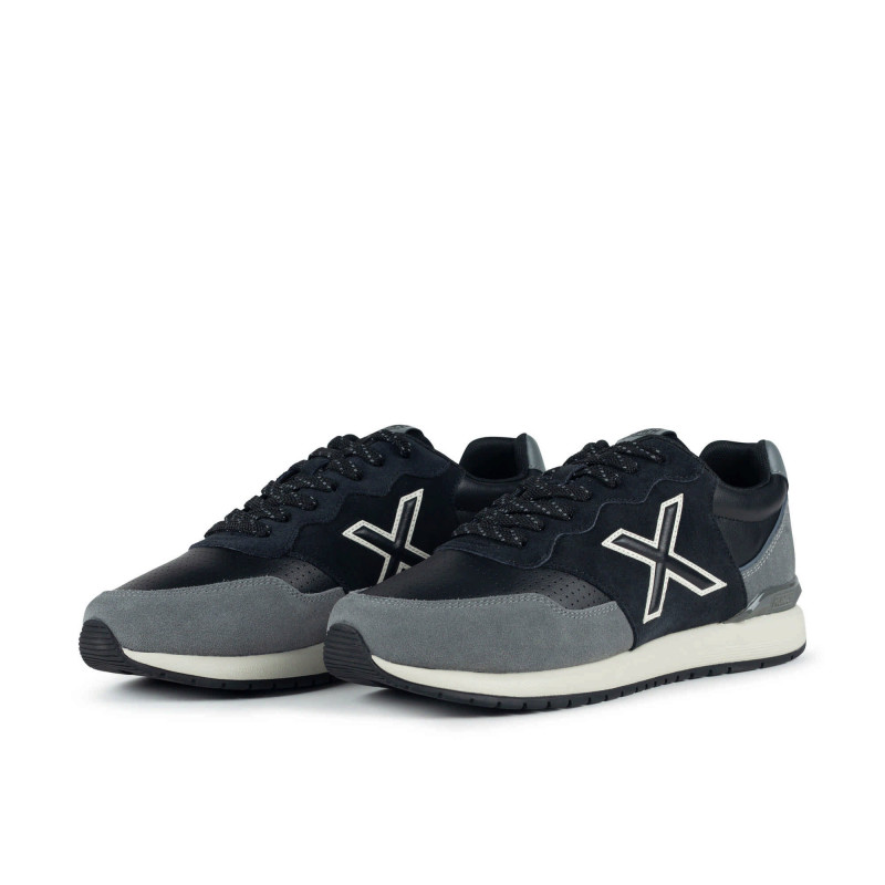 Munich dash premium 302 black/grey