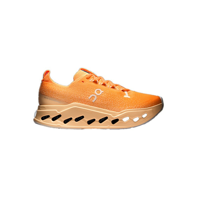 On cloudsurfer max Saffron/squash