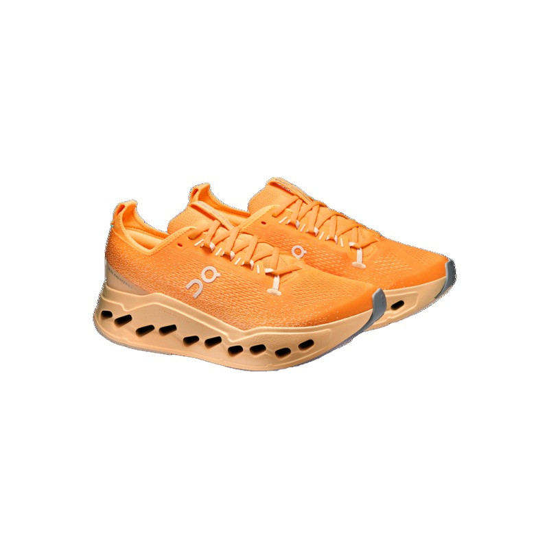 On cloudsurfer max Saffron/squash